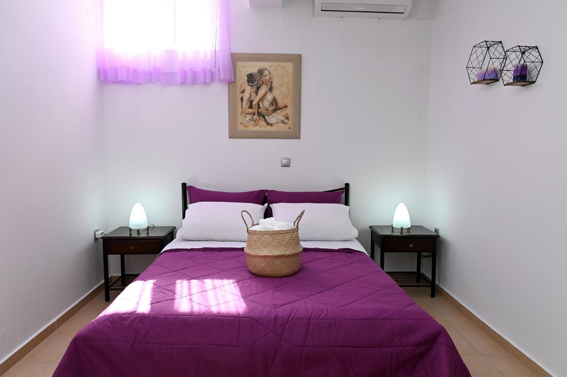 Oasis Lower Ground Floor Apartment อาร์กอส ภายนอก รูปภาพ